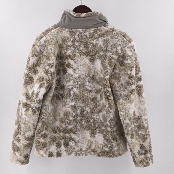 WOOLRICH Sherpa Fleece Fuzzy Snowflake Shacket - Picture 3 of 8
